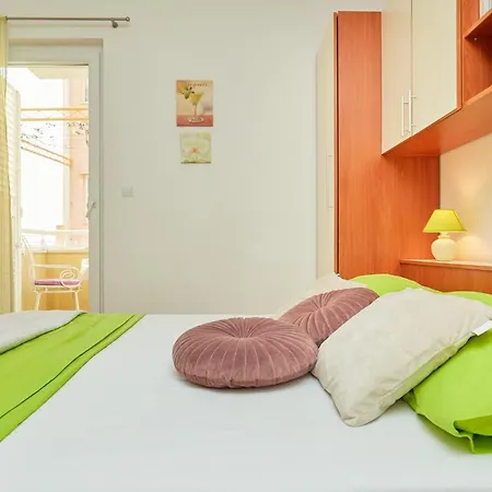 Zelic Apartman Tučepi