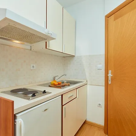Zelic Apartman Tučepi