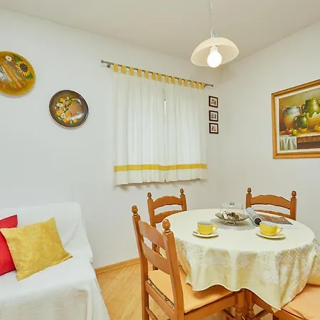 Zelic Apartman